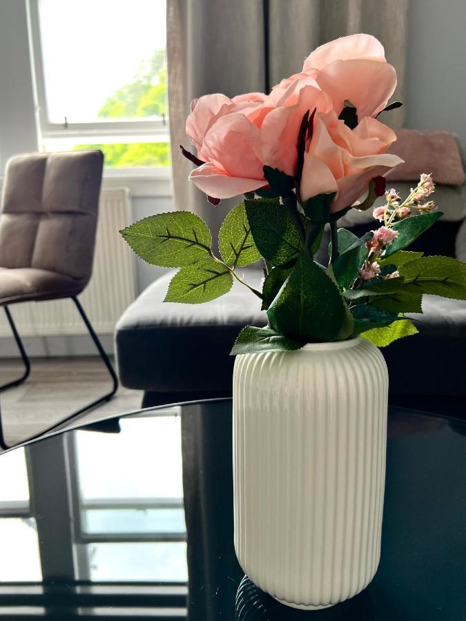 Modern 2-Bed Flat In Town Centre Appartement Oban Buitenkant foto