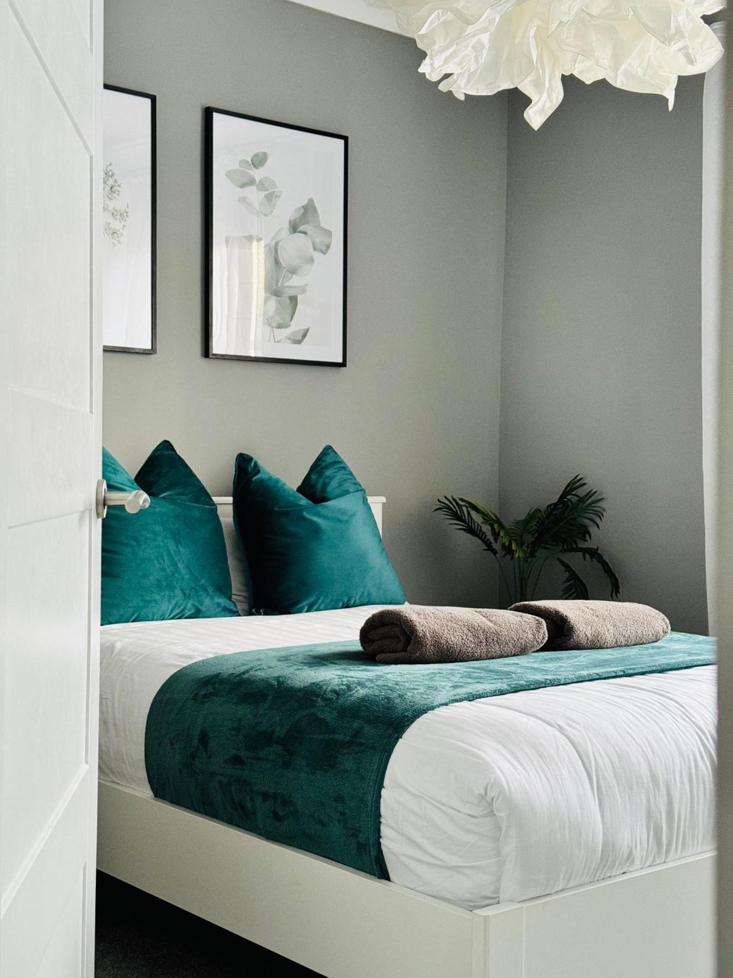 Modern 2-Bed Flat In Town Centre Appartement Oban Buitenkant foto